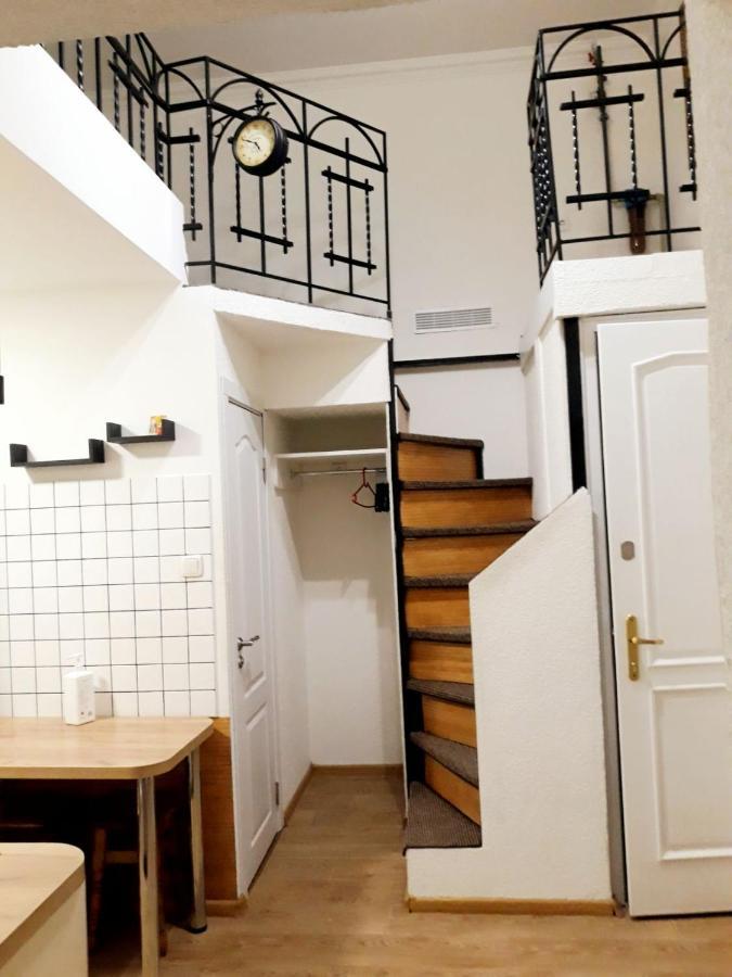 Regrand Apartment On Svobody 22 Liov Exterior foto