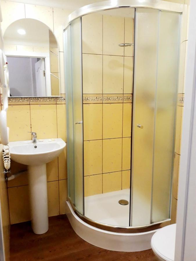 Regrand Apartment On Svobody 22 Liov Exterior foto