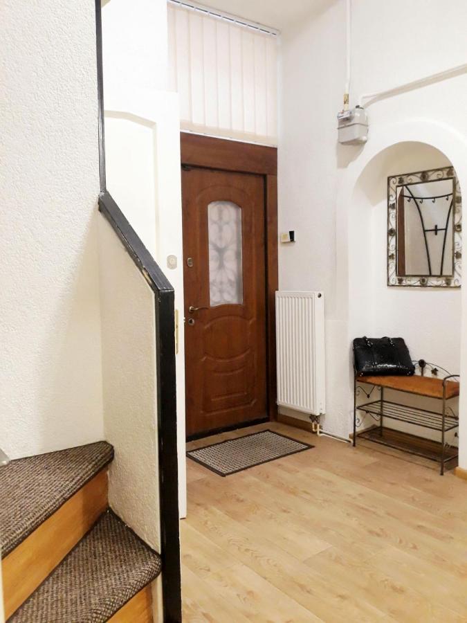 Regrand Apartment On Svobody 22 Liov Exterior foto